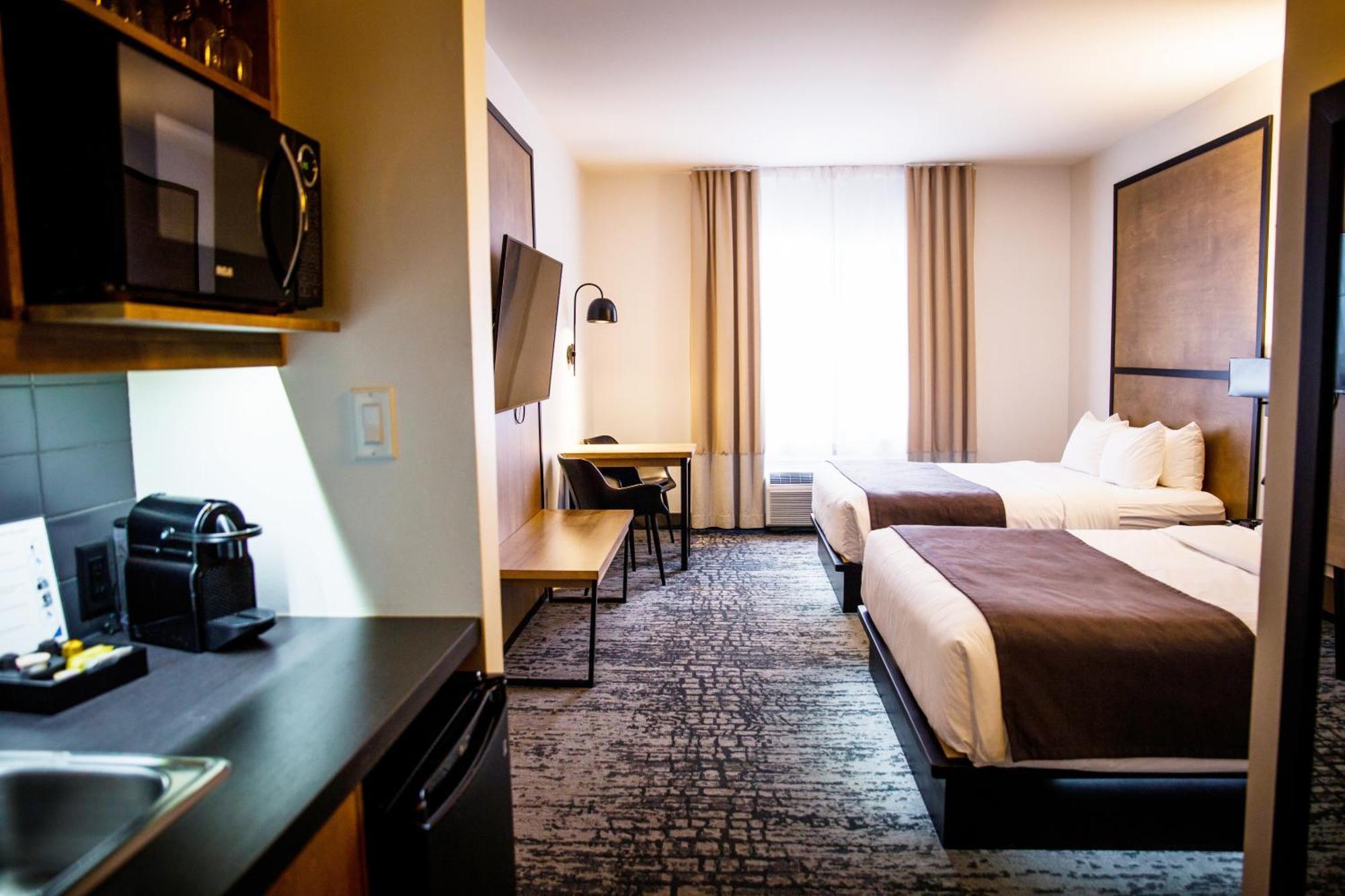 Ax Hotel 4*